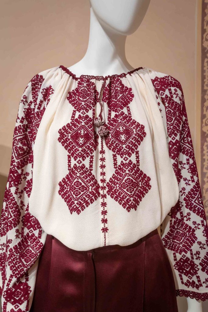 Esterházy-kastély kiállítás Fertőd program divatkiállítás