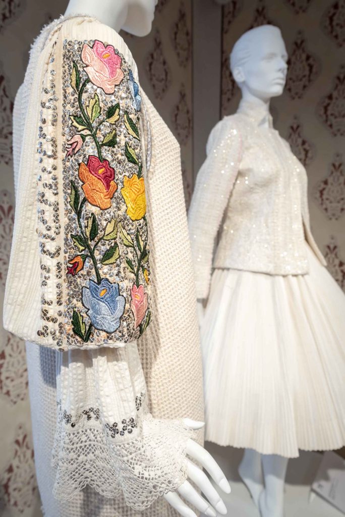 Esterházy-kastély kiállítás Fertőd program divatkiállítás