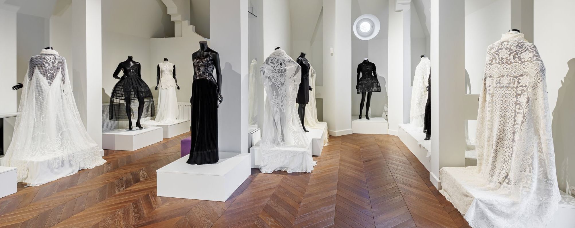 divatmúzeum kiállítás balatoni program